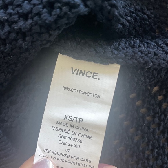 Vince Open Knit Crochet Tunic Top/Sleeveless Mesh sweater in XS, Navy blue - Picture 9 of 10